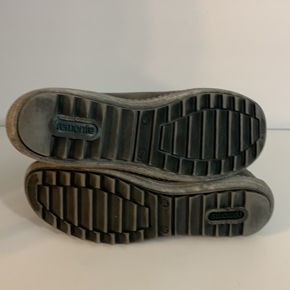 remonte Tex Gray leather ankle boots metallic collar side zipper for easy on. - Picture 7 of 7